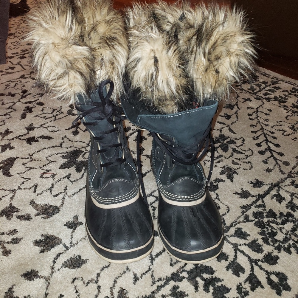 Sorel joan of arctic boots